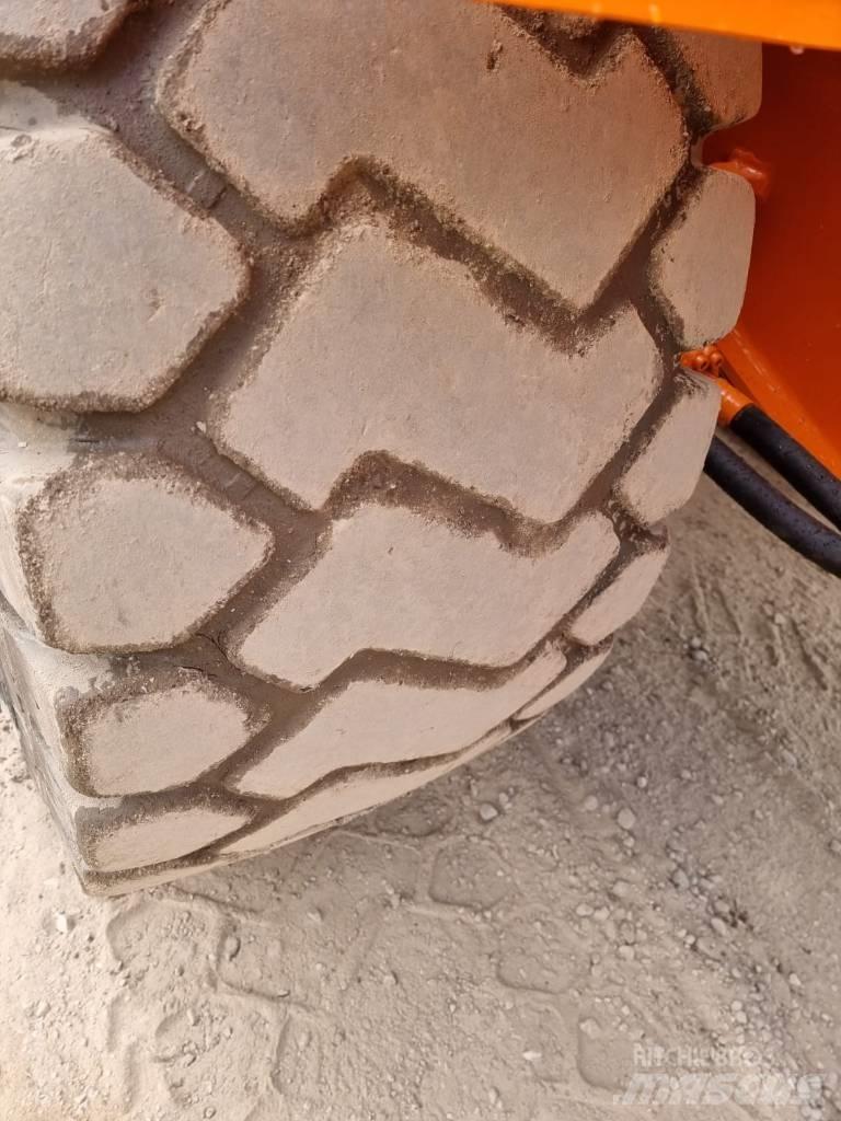 Doosan DL 300-3 Tekerlekli yükleyiciler