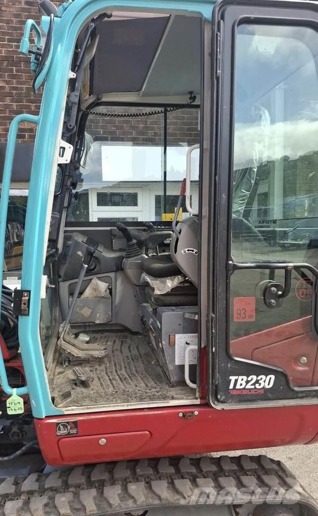 Takeuchi TB230 Mini ekskavatörler, 7 tona dek