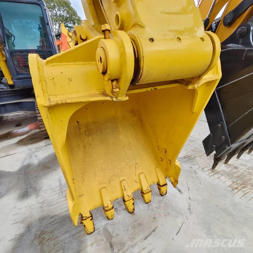 Komatsu PC 200-7 Paletli ekskavatörler
