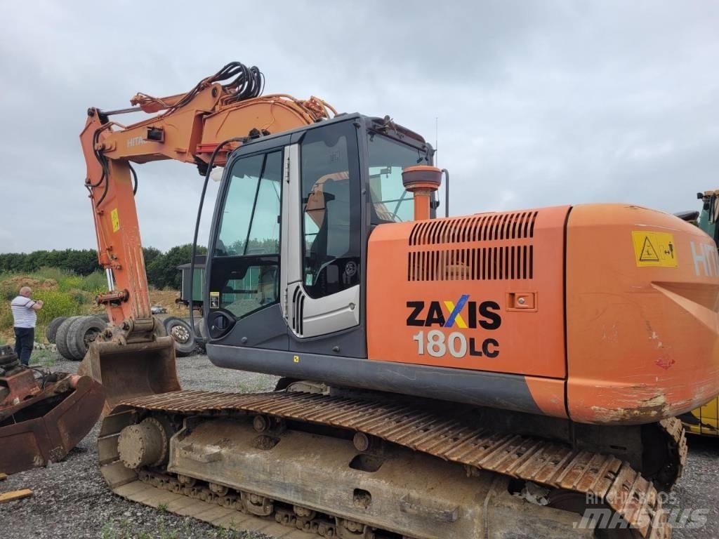 Hitachi 180 Paletli ekskavatörler