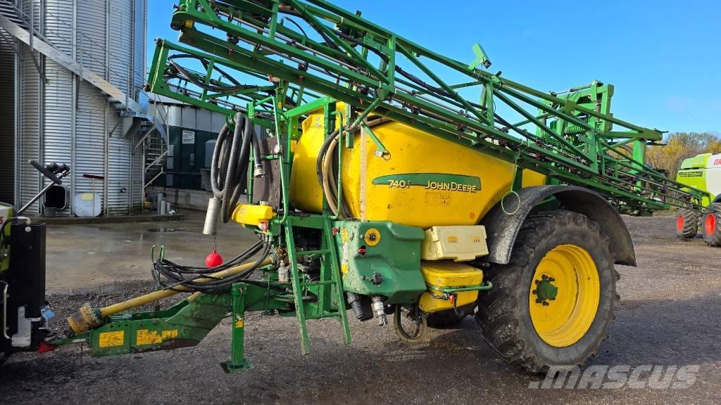 John Deere 740 i Çekilir pülverizatörler