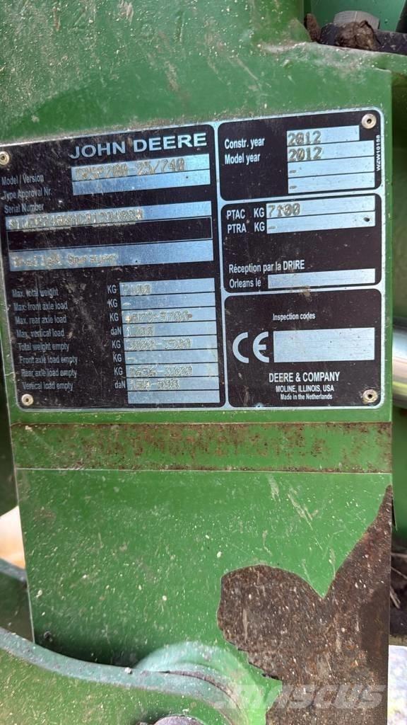 John Deere 740 i Çekilir pülverizatörler