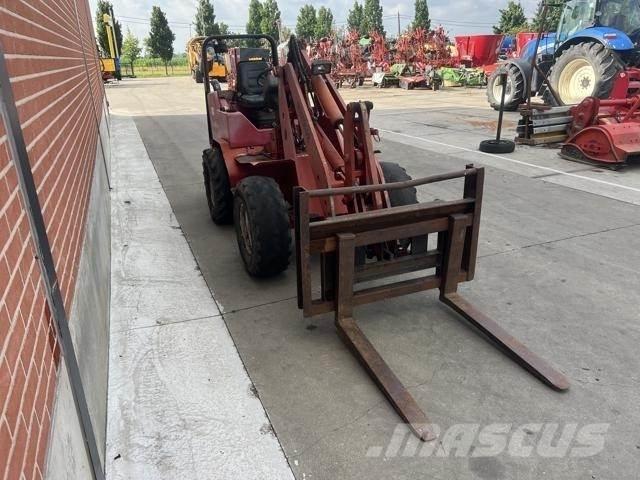 Schäffer 4048 Çok amaçlı yükleyiciler