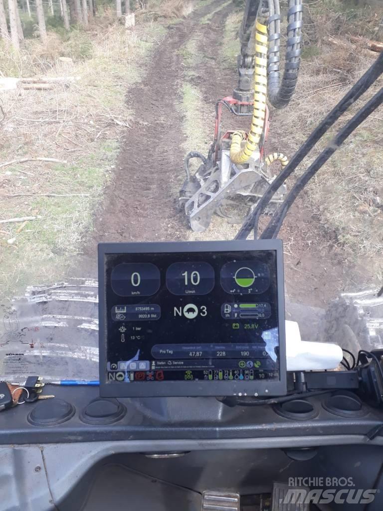 Komatsu 931 XC Biçerdöverler