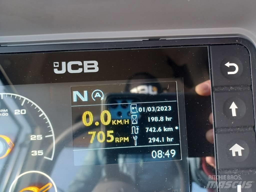 JCB 427 HT Tekerlekli yükleyiciler