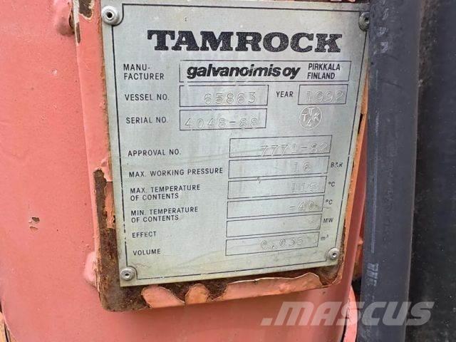 Tamrock CHA 660 Sondaj kuleleri