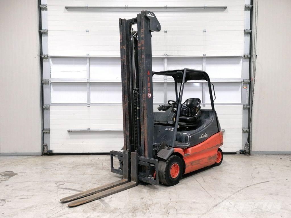 Linde E25-02 Elektrikli forkliftler