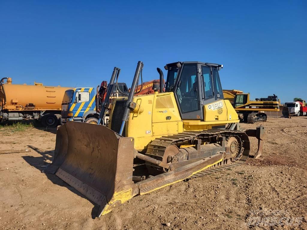 New Holland D 180 Paletli dozerler