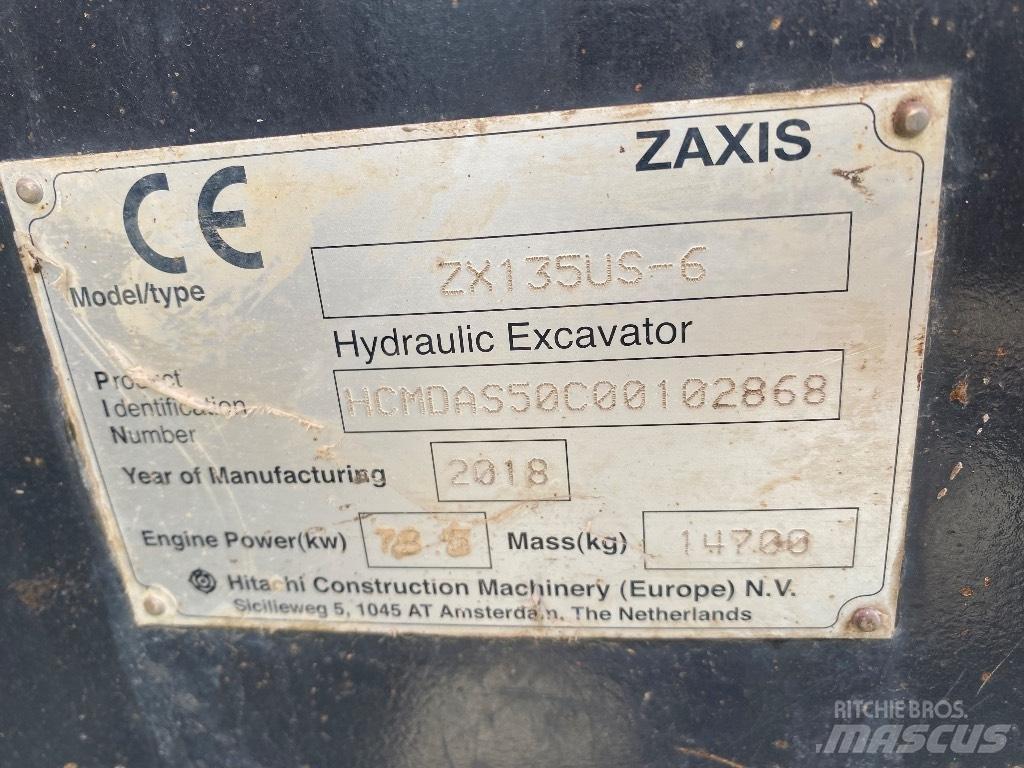 Hitachi ZX 135 US-6 Paletli ekskavatörler