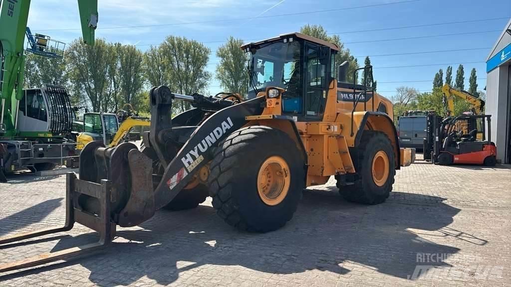 Hyundai HL970 Tekerlekli yükleyiciler