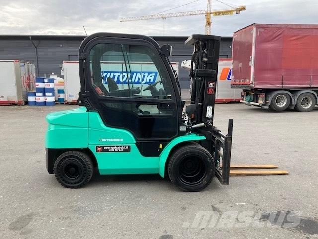 Mitsubishi FD35N Dizel forkliftler