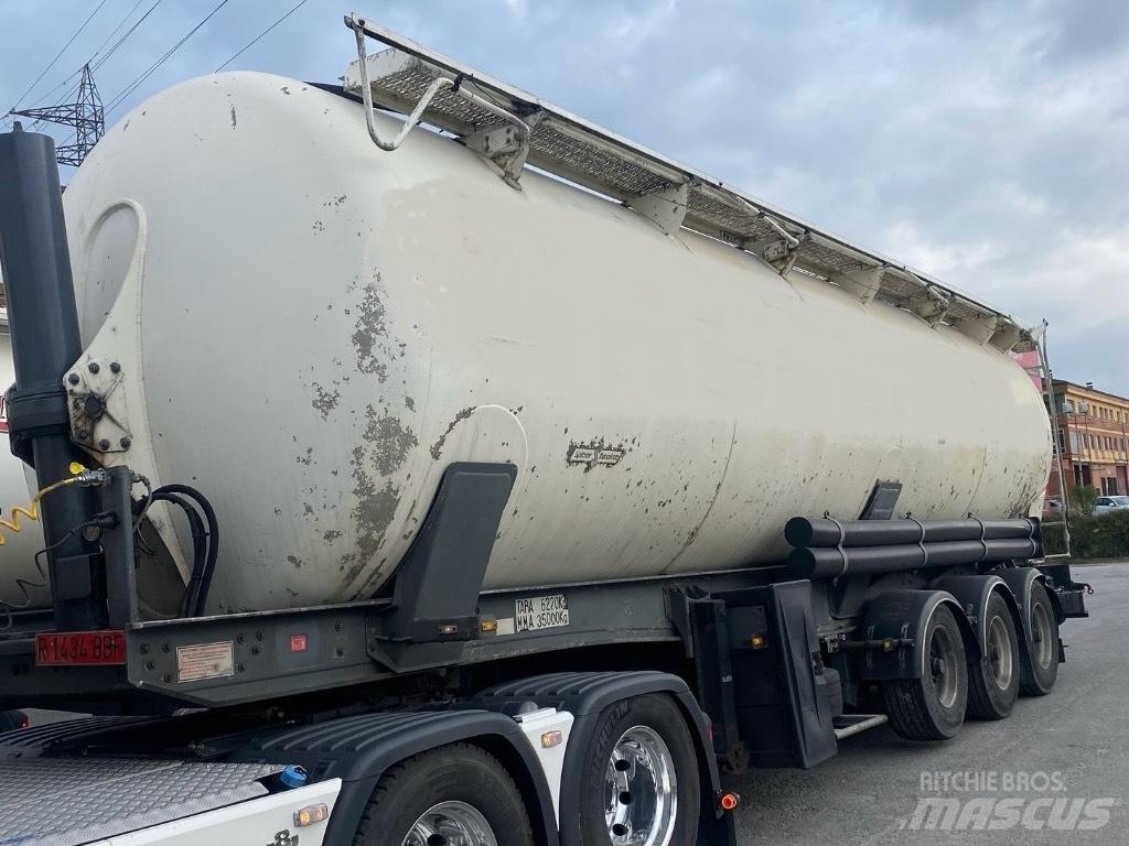 Spitzer SK2458CAL Tanker yari çekiciler