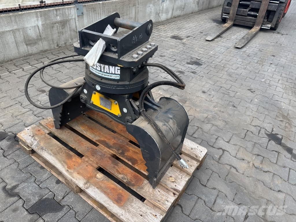 Mustang GRP 150 CH Polipler