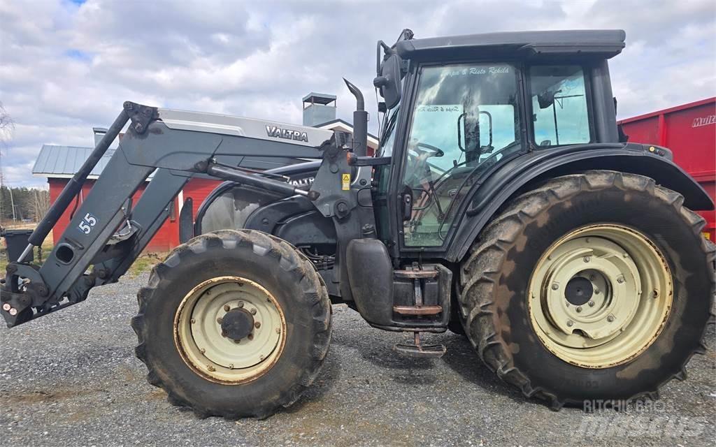 Valtra N141 HiTech Traktörler