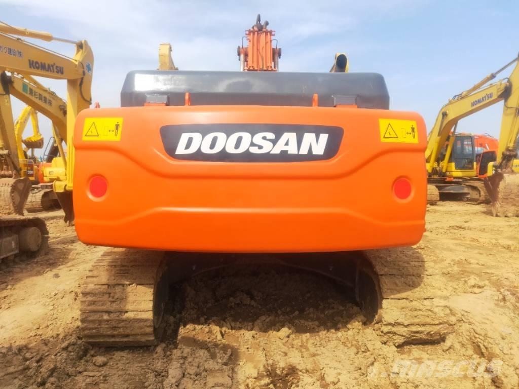 Doosan DX260LC Paletli ekskavatörler