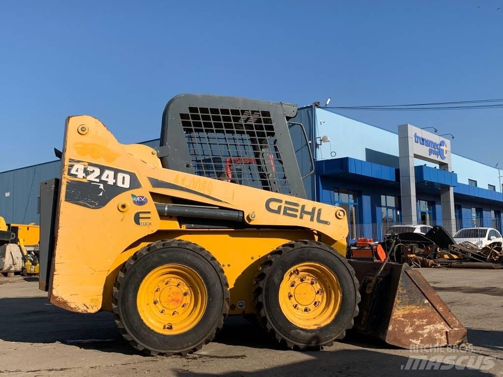 Gehl 4240 Skid steer loderler