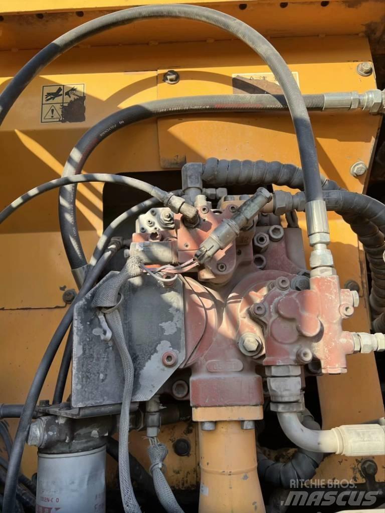Hyundai R210W-9 Lastik tekerli ekskavatörler