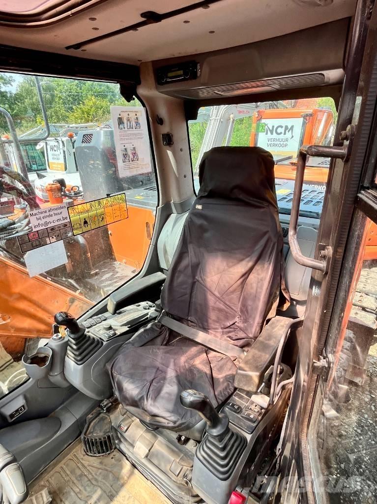 Develon DX 140 LCR-7 Paletli ekskavatörler