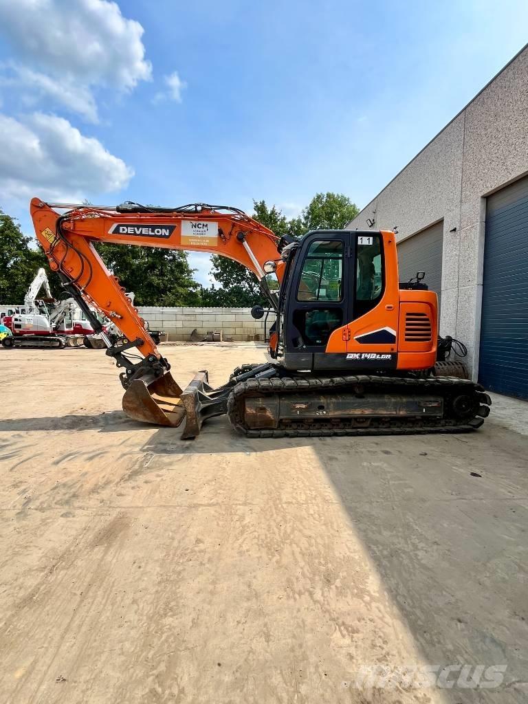 Develon DX 140 LCR-7 Paletli ekskavatörler