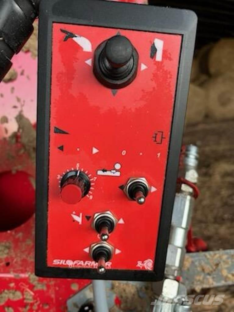 Silofarmer P 280 Balya ögütücü, kesici ve açicilar