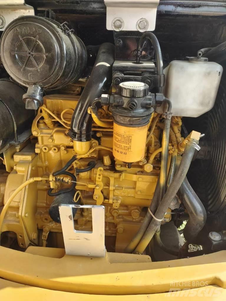 CAT 305 C CR Mini ekskavatörler, 7 tona dek