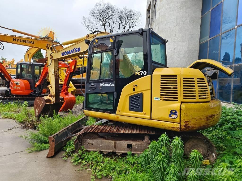 Komatsu PC 70-8 Paletli ekskavatörler