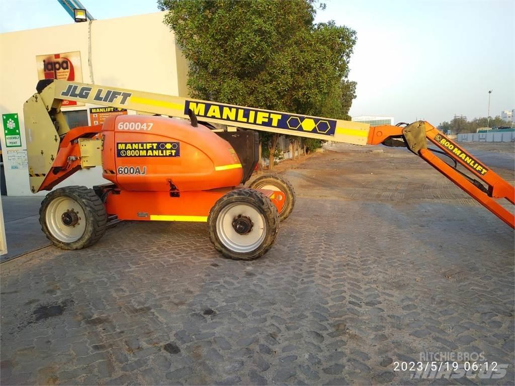 JLG 600AJ Körüklü personel platformları