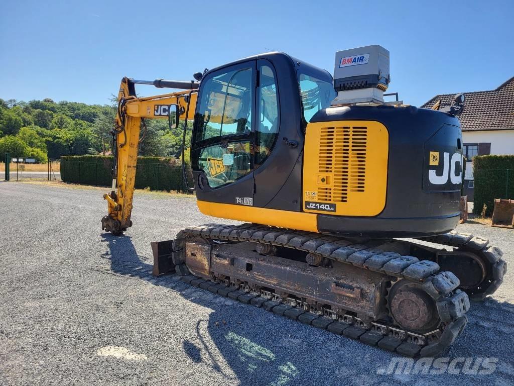 JCB JZ 140 LC Paletli ekskavatörler