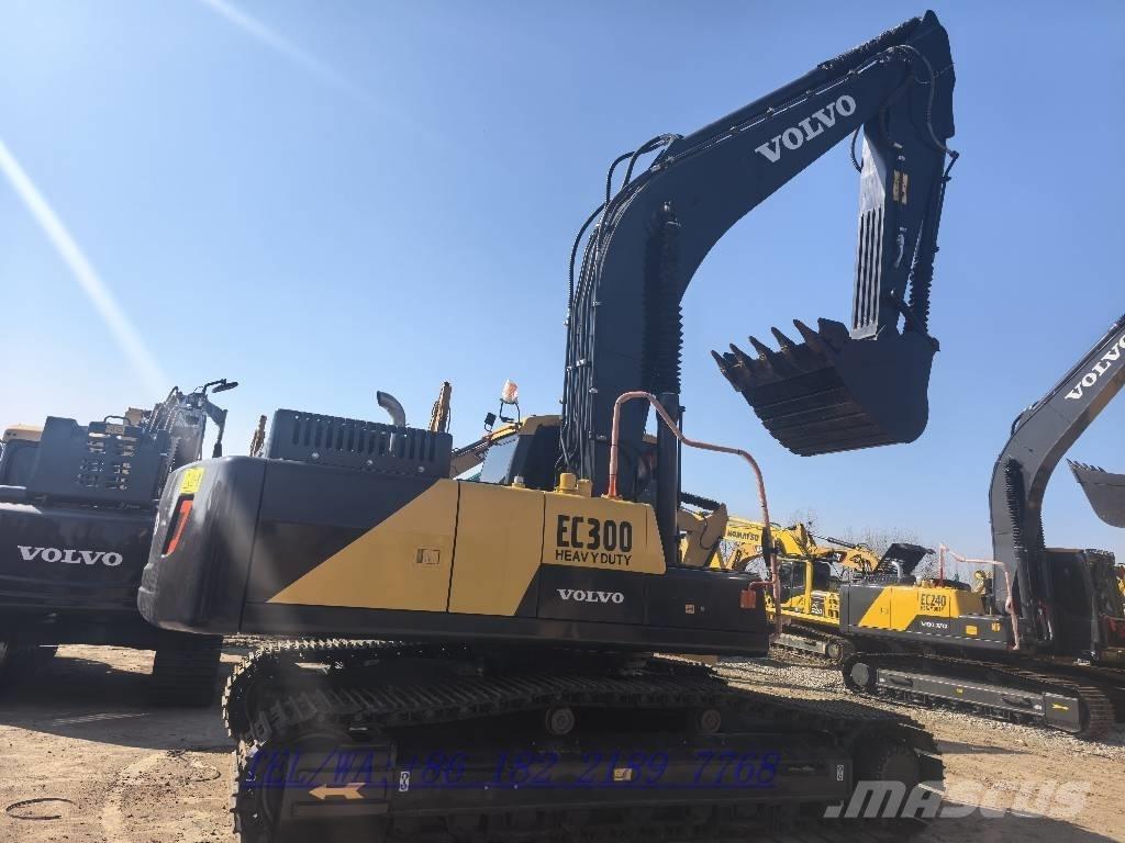 Volvo EC 300 D L Paletli ekskavatörler
