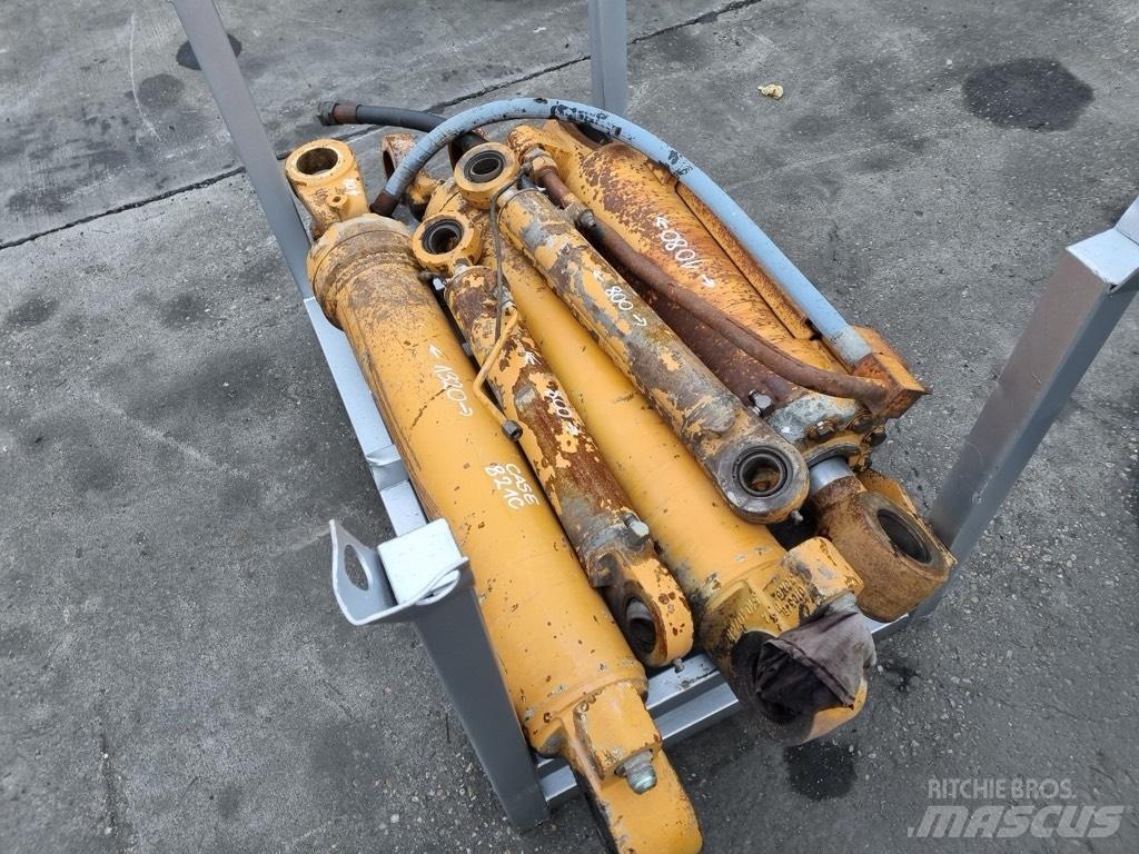 CASE 921 c siłowniki Hidrolik
