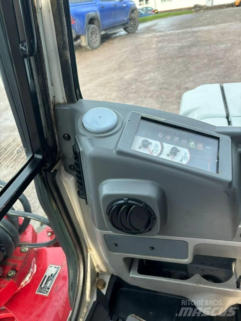 Takeuchi TB 250 Mini ekskavatörler, 7 tona dek