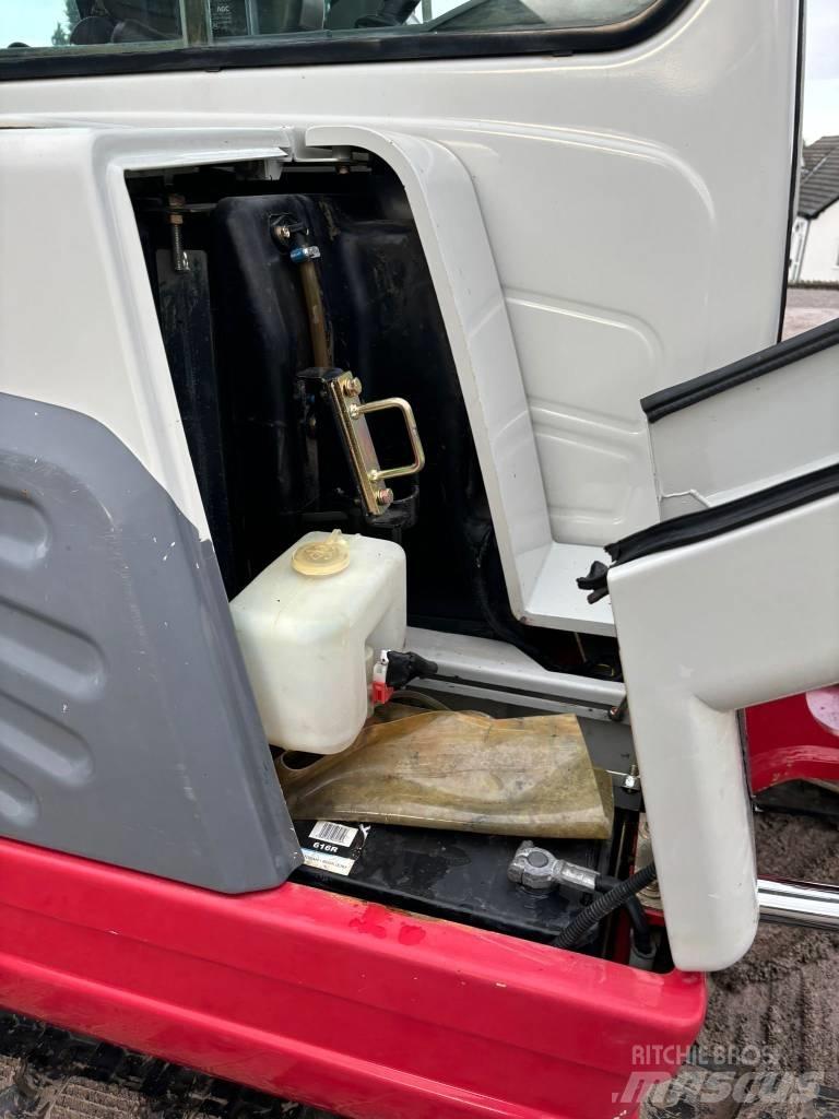 Takeuchi TB 250 Mini ekskavatörler, 7 tona dek