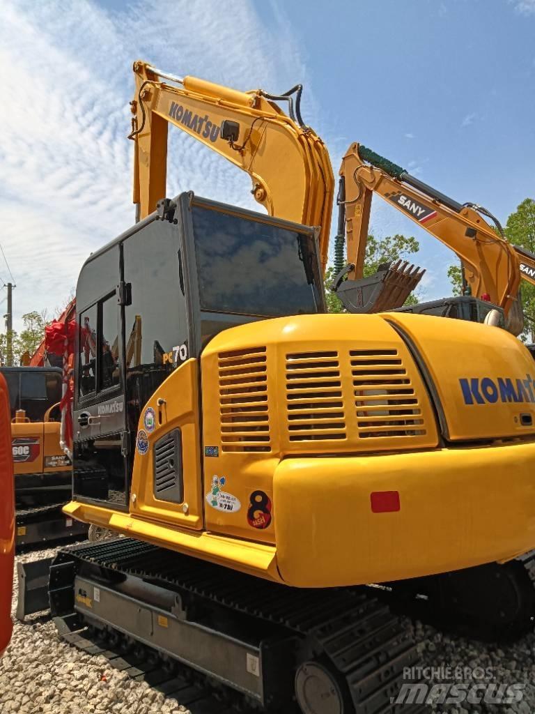 Komatsu PC 70 Paletli ekskavatörler