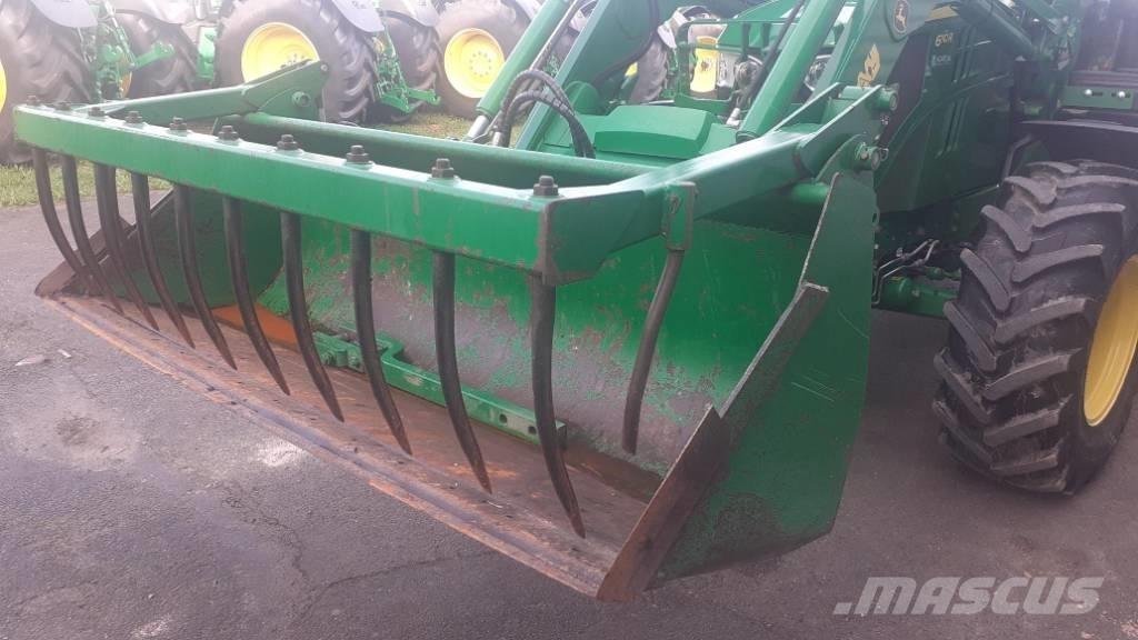John Deere 6110 R Traktörler