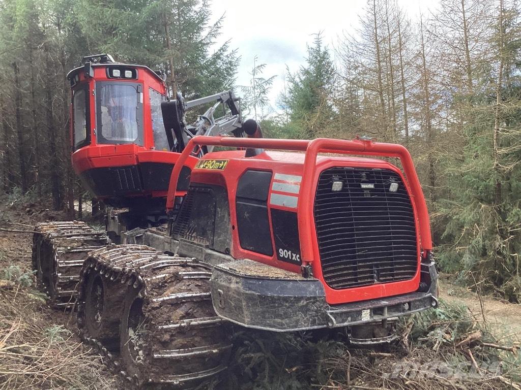 Komatsu 901 XC Biçerdöverler
