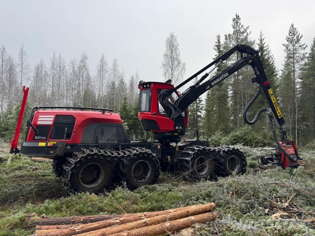 Komatsu 931 XC Biçerdöverler