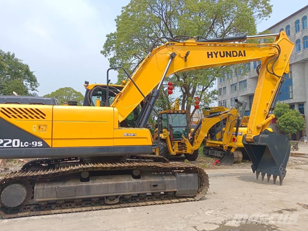 Hyundai R220LC-9S Paletli ekskavatörler