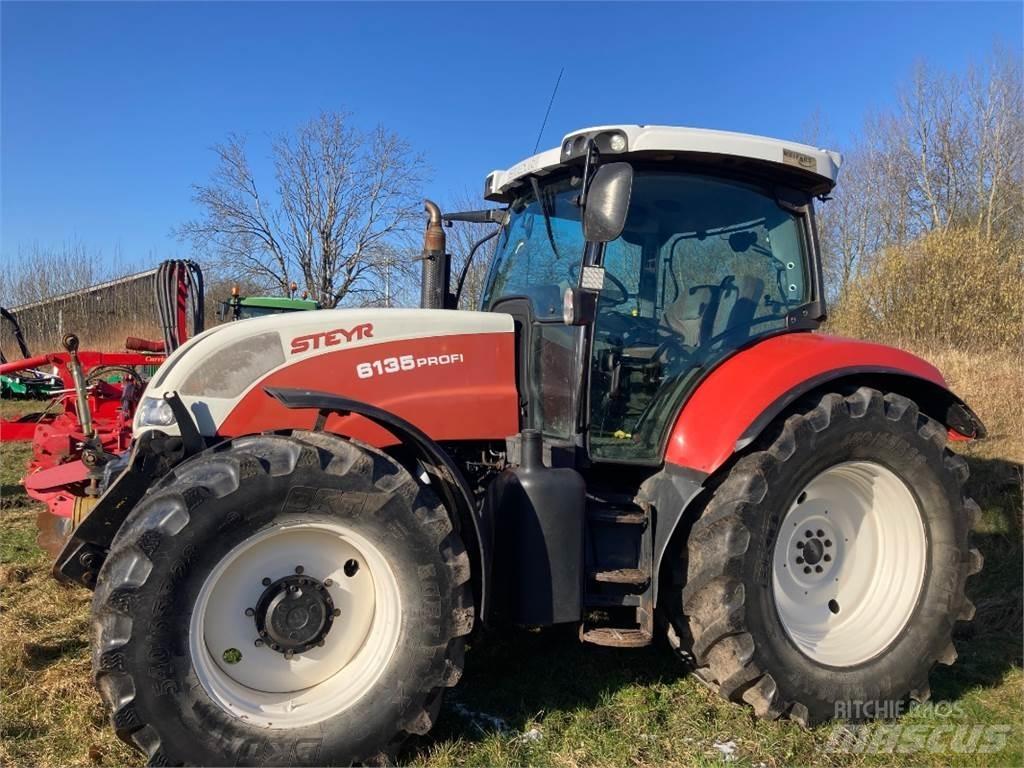 Steyr 6135 Profi Traktörler