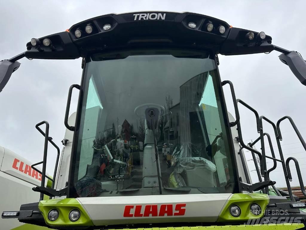 CLAAS Trion 530 Biçerdöverler