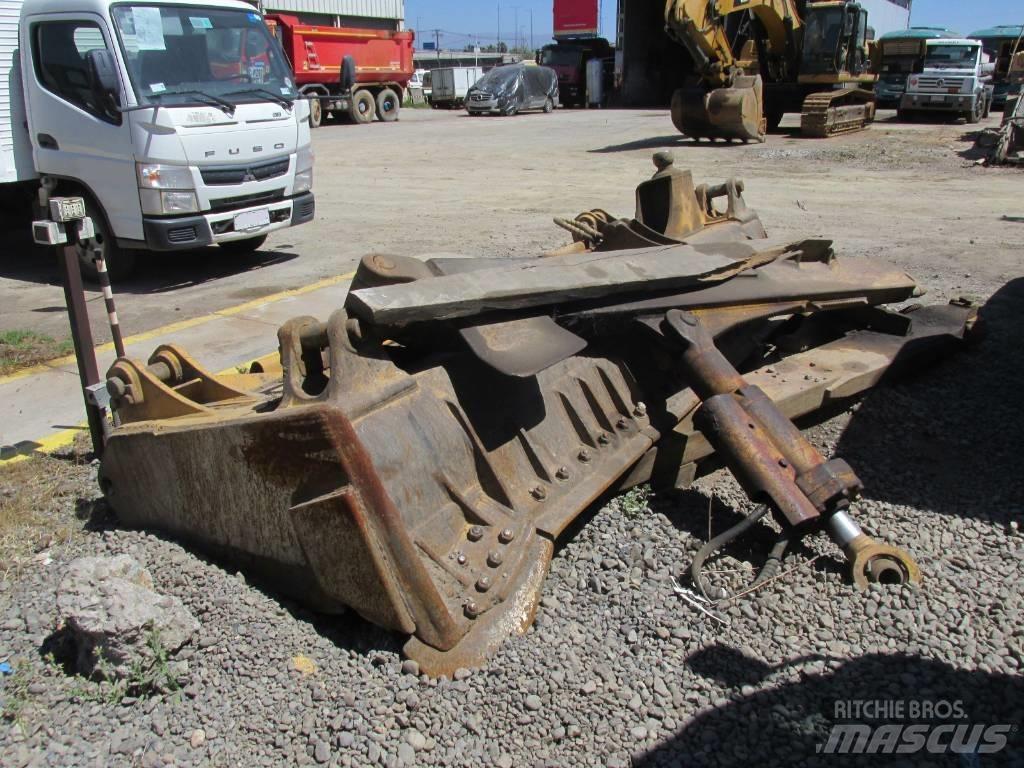 CAT D8T-15 Paletli dozerler