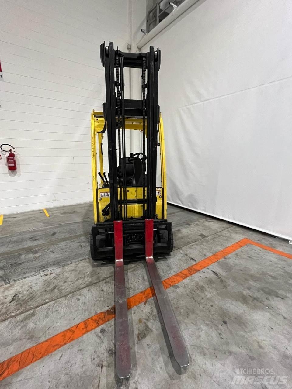 Hyster J2.0XN Elektrikli forkliftler