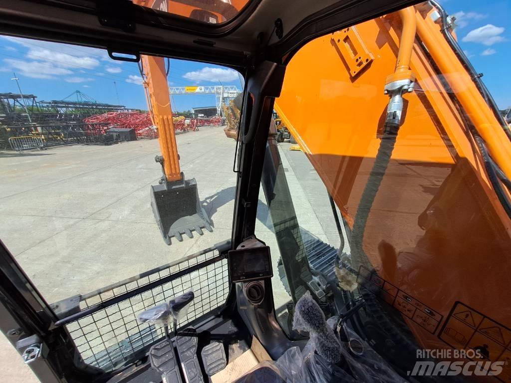 Develon DX225LC-7M Paletli ekskavatörler