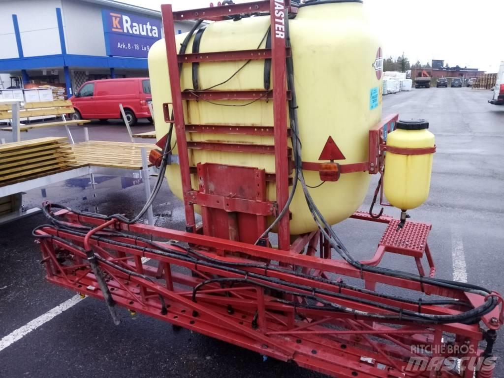 Hardi Master 1200 Monte edilebilir pülverizatörler