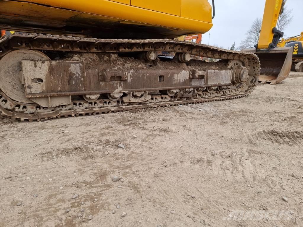 JCB JS 330 LC Paletli ekskavatörler
