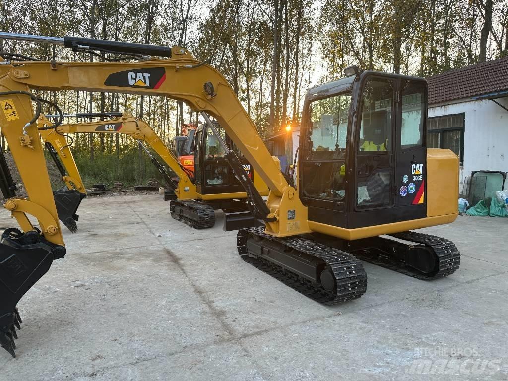 CAT 306E Paletli ekskavatörler