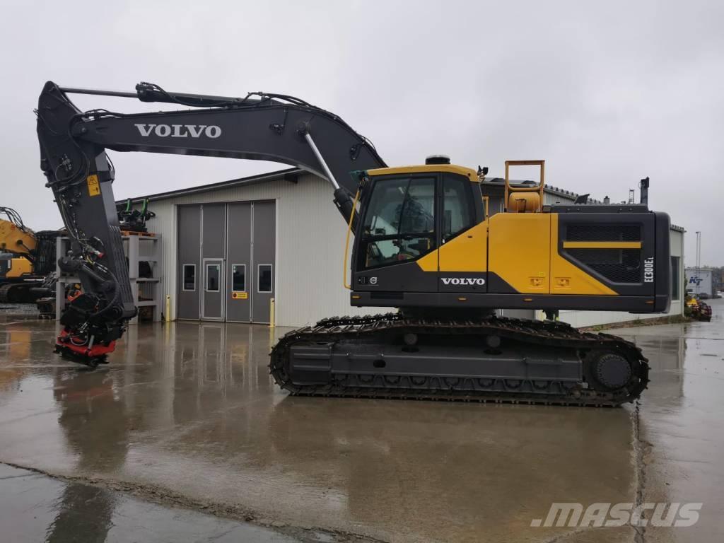 Volvo EC 300 EL Paletli ekskavatörler