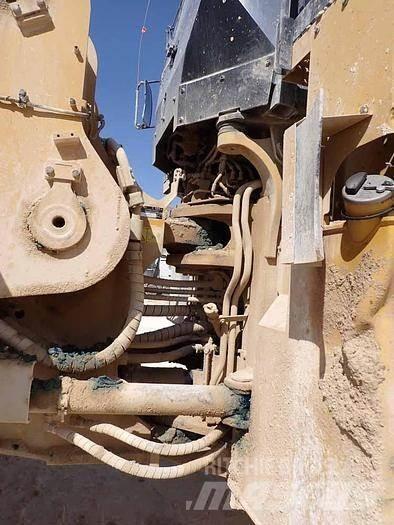 CAT 988K Tekerlekli yükleyiciler