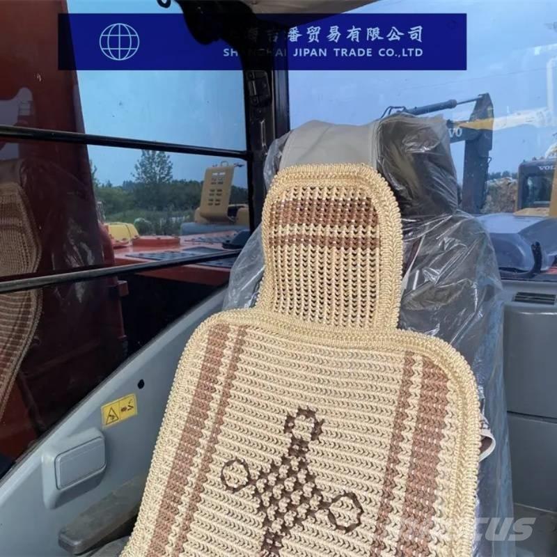 Hitachi ZX 210 Paletli ekskavatörler