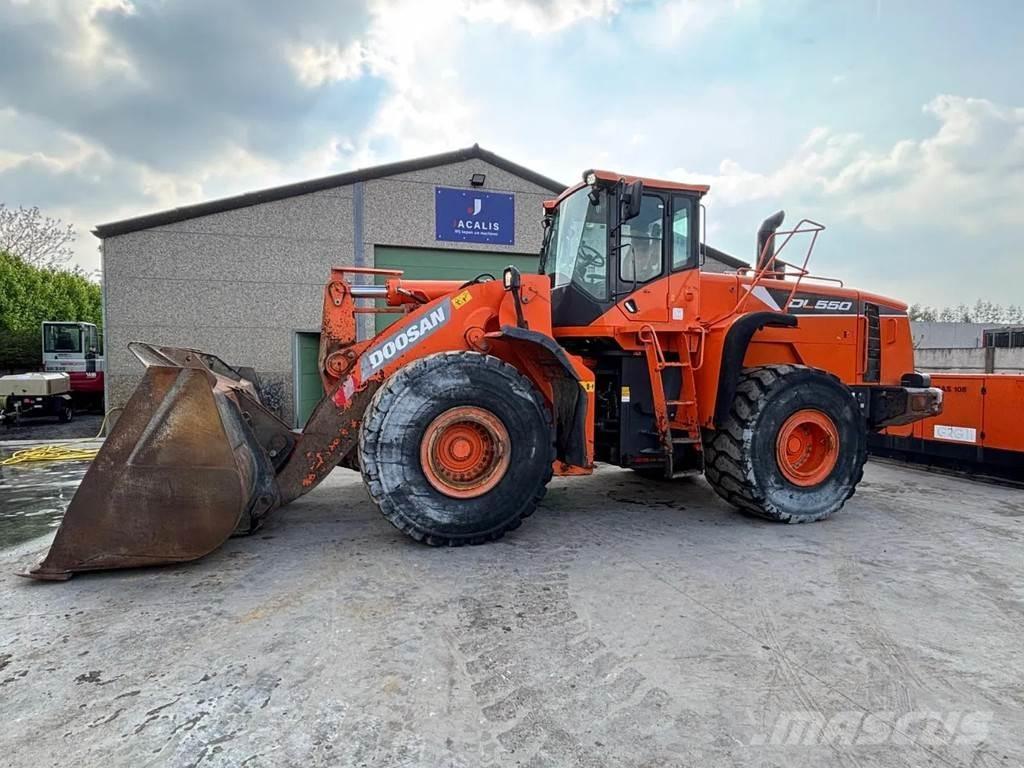 Doosan DL550 Tekerlekli yükleyiciler