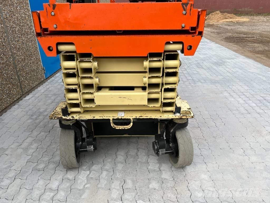 JLG 3246 ES Makasli platformlar